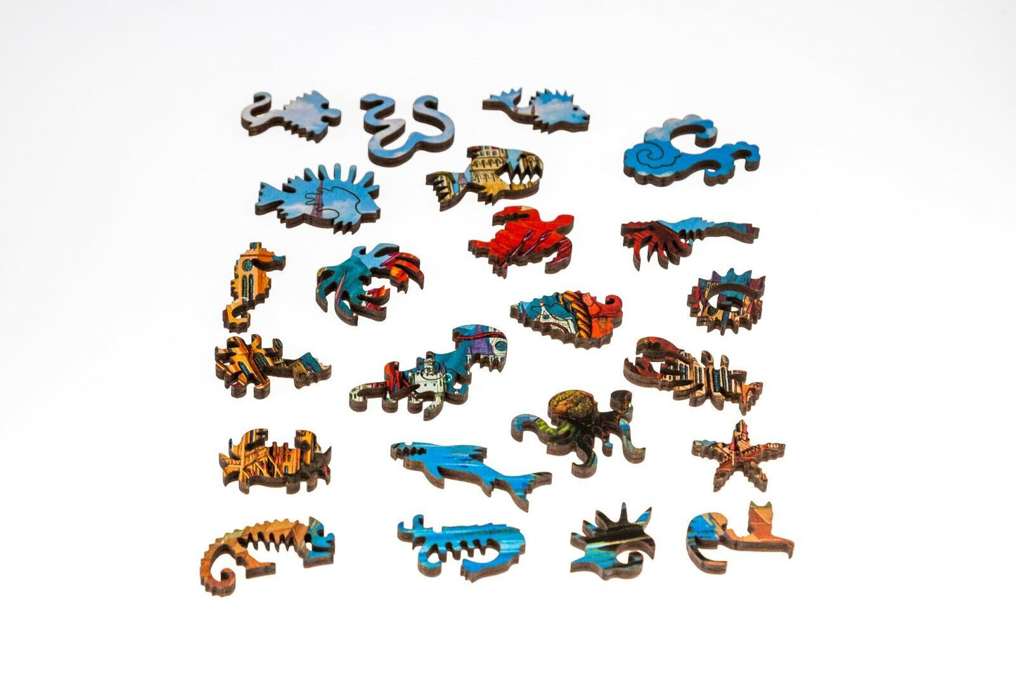 Davici - Unique Wooden Jigsaw Puzzle - 130 pieces - Red Shrimp